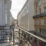 Senator Suite Stephansplatz by welcome2vienna