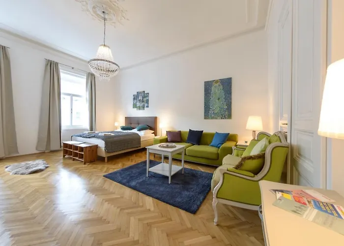Senator Suite Stephansplatz by welcome2vienna