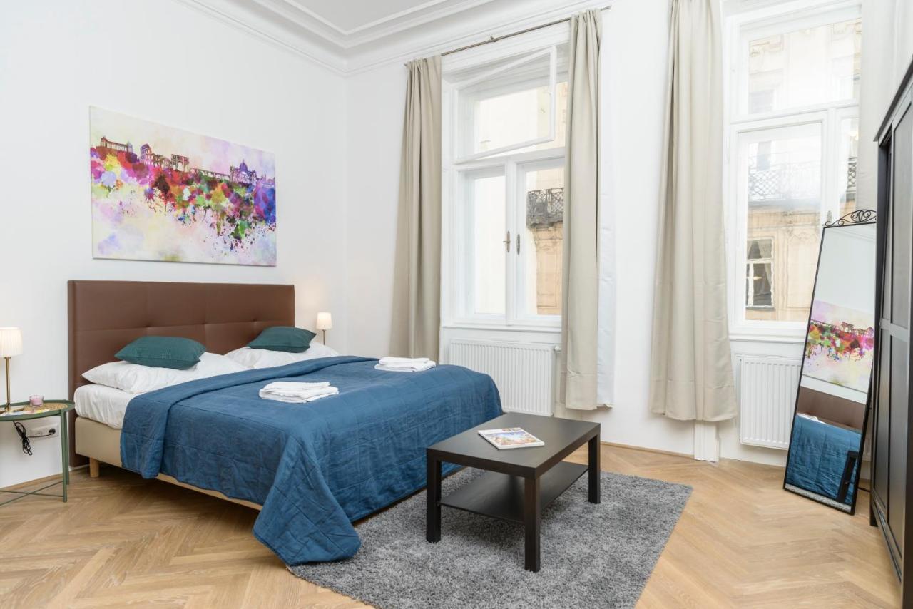 Appartement Senator Stephansplatz By Ichbucheat Wenen